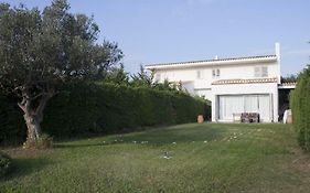Casa con encanto y jardín amplio en Cadaqués